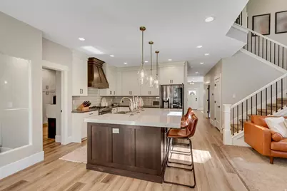 230 E Vista Way, North Salt Lake, UT 84054 - Photo 9