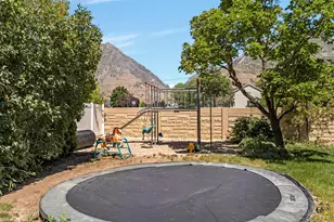 10886 N Highland Cir N, Highland, UT 84003 - Photo 35