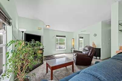 120 N 350 St W #211, American Fork, UT 84003 - Photo 3