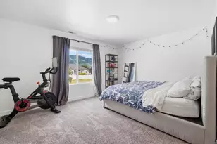 2806 N Fighting Falcon St, Layton, UT 84040 - Photo 17