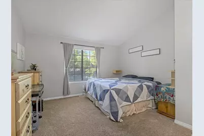 5558 S 400 W, Washington Terrace, UT 84405 - Photo 13