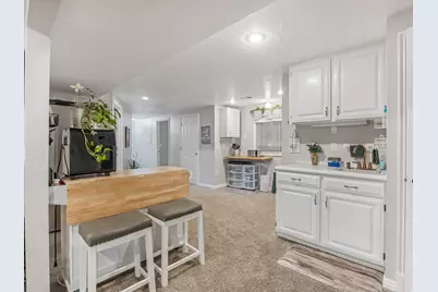 5558 S 400 W, Washington Terrace, UT 84405 - Photo 25