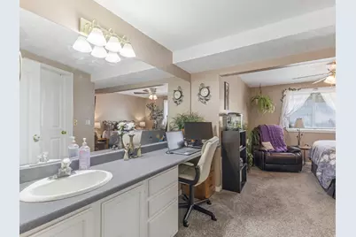 5558 S 400 W, Washington Terrace, UT 84405 - Photo 29