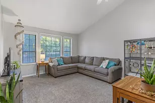 5558 S 400 W, Washington Terrace, UT 84405 - Photo 7