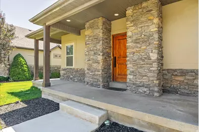 1079 Stone Fly Dr, Bluffdale, UT 84065 - Photo 9