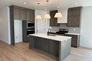 23 N 1275 W, Layton, UT 84041 - Photo 3