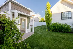 423 E 25 N, Millville, UT 84326 - Photo 39