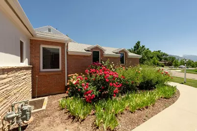 2387 E Beacon Dr, Salt Lake City, UT 84108 - Photo 5