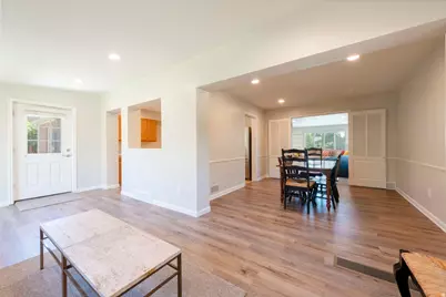2387 E Beacon Dr, Salt Lake City, UT 84108 - Photo 17