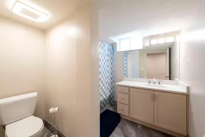 2387 E Beacon Dr, Salt Lake City, UT 84108 - Photo 37