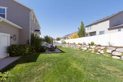 8026 S Barton Rdg, West Jordan, UT 84081 - Photo 29
