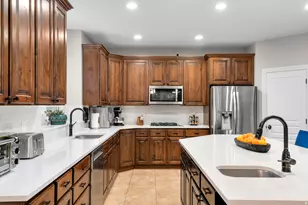 292 E Clubview Ln, Lehi, UT 84043 - Photo 9