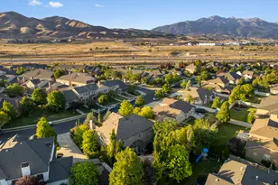 292 E Clubview Ln, Lehi, UT 84043 - Photo 35