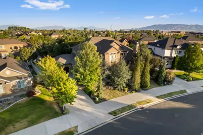 292 E Clubview Ln, Lehi, UT 84043 - Photo 1
