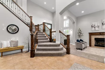 292 E Clubview Ln, Lehi, UT 84043 - Photo 3