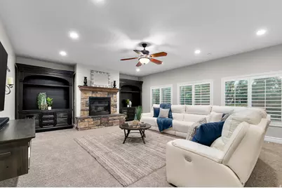 292 E Clubview Ln, Lehi, UT 84043 - Photo 5