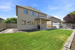 3817 E Pinehurst Dr, Eagle Mountain, UT 84005 - Photo 41