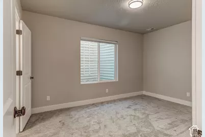 1274 W Hendrix St, Riverton, UT 84065 - Photo 37