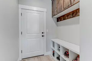 1274 W Hendrix St, Riverton, UT 84065 - Photo 13