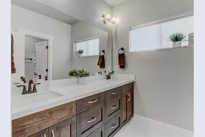 1274 W Hendrix St, Riverton, UT 84065 - Photo 19