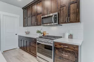 1274 W Hendrix St, Riverton, UT 84065 - Photo 9