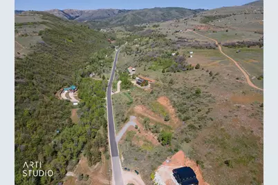 13346 Evergreen Park Dr #328, Huntsville, UT 84317 - Photo 11
