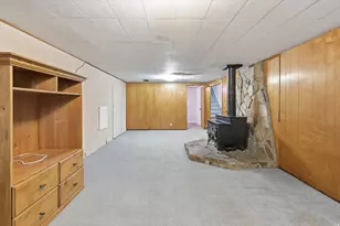 555 W 300 N, Clearfield, UT 84015 - Photo 15