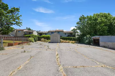 555 W 300 N, Clearfield, UT 84015 - Photo 35