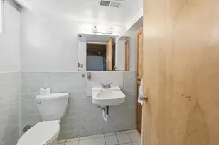 555 W 300 N, Clearfield, UT 84015 - Photo 19