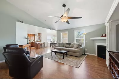 5467 W Mayflower St, West Jordan, UT 84081 - Photo 9
