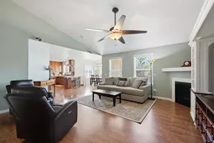 5467 W Mayflower St, West Jordan, UT 84081 - Photo 9