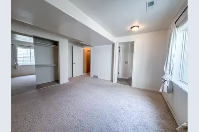 5467 W Mayflower St, West Jordan, UT 84081 - Photo 21