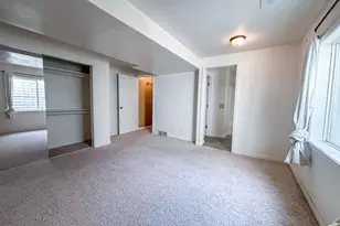5467 W Mayflower St, West Jordan, UT 84081 - Photo 21
