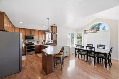 5467 W Mayflower St, West Jordan, UT 84081 - Photo 5
