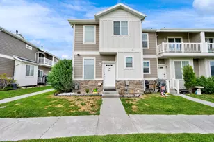 1771 E Skyline Dr, Eagle Mountain, UT 84005 - Photo 1
