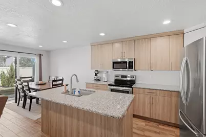 6511 S 390 E, South Weber, UT 84405 - Photo 13