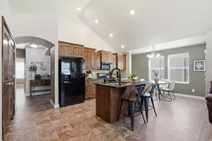 249 E 1210 S, Lehi, UT 84043 - Photo 9