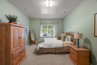 861 E 3450 N, North Ogden, UT 84414 - Photo 33
