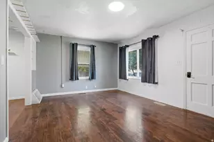 6131 S Cedar St, Murray, UT 84107 - Photo 7