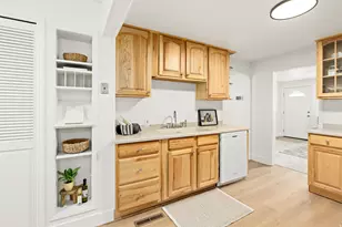 1055 N 200 E, Orem, UT 84057 - Photo 11