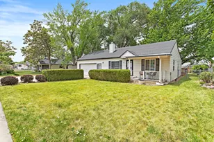 1055 N 200 E, Orem, UT 84057 - Photo 3