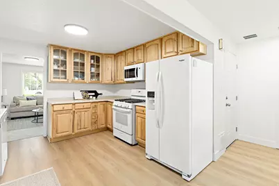 1055 N 200 E, Orem, UT 84057 - Photo 9