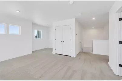 189 N Woodrun Way, Saratoga Springs, UT 84045 - Photo 15