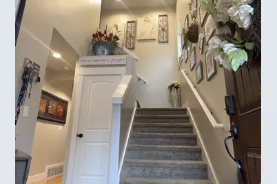 6213 S 1550 E, South Ogden, UT 84405 - Photo 3