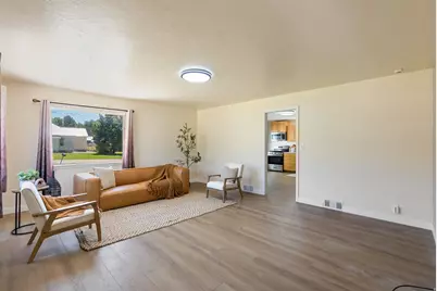 296 S 100 E, Richmond, UT 84333 - Photo 5