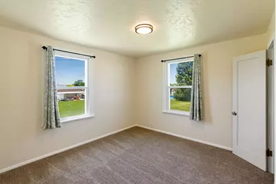 296 S 100 E, Richmond, UT 84333 - Photo 11