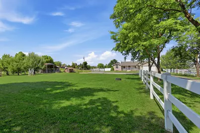 165 N State St, Richmond, UT 84333 - Photo 11