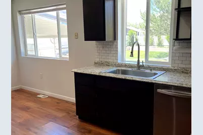 640 W Canyon Rd, Ferron, UT 84523 - Photo 5