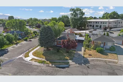 1569 E Lanebrook Cir S, Salt Lake City, UT 84124 - Photo 31