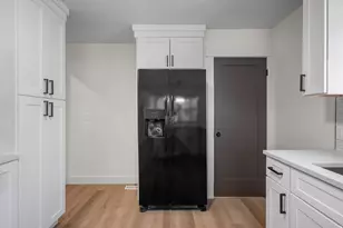 1569 E Lanebrook Cir S, Salt Lake City, UT 84124 - Photo 9